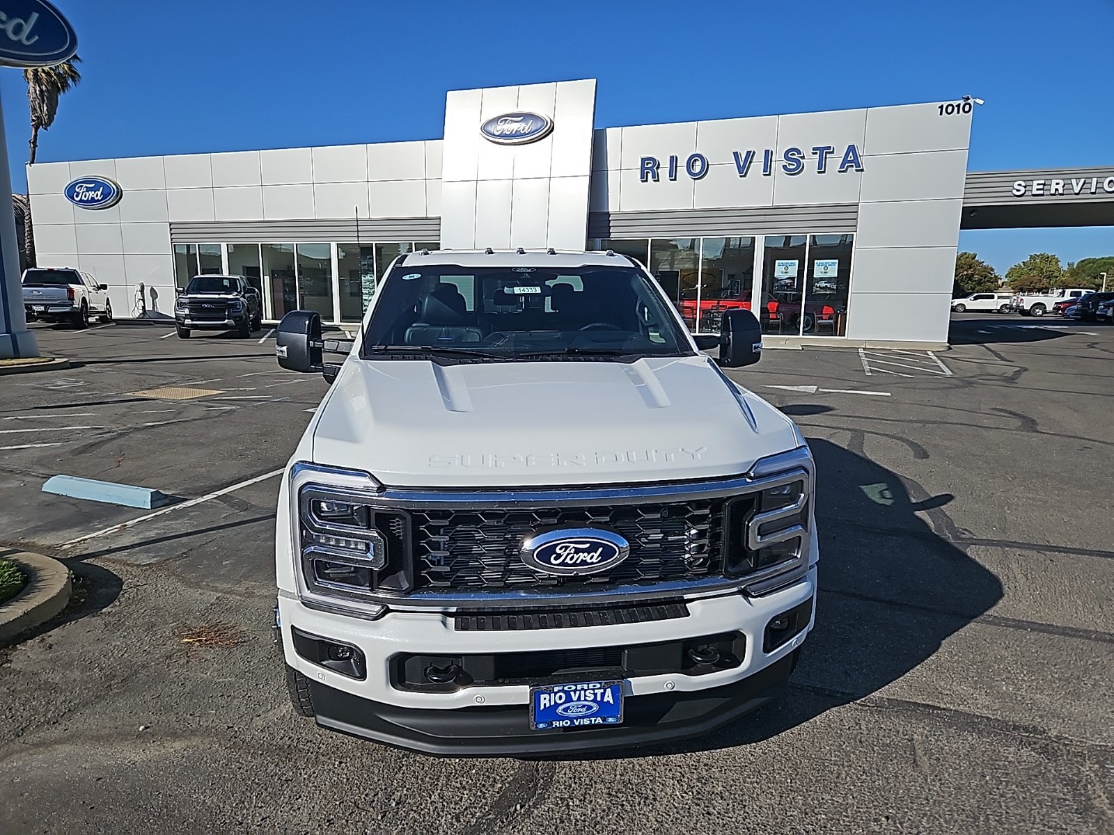 New 2027 Ford F450 Platinum w/ FX4 Off-Road Package AWD/4WD image 8