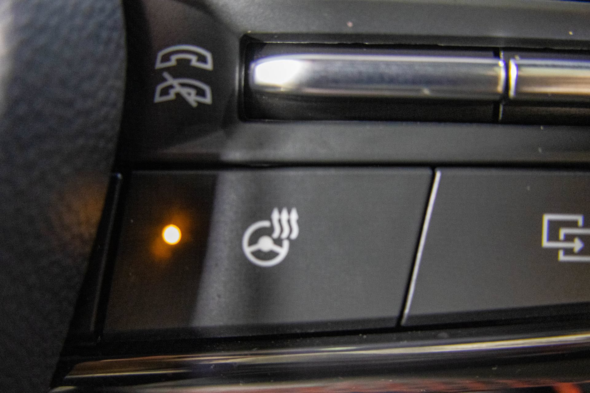 Used 2024 Chevrolet Traverse RS FWD image 14