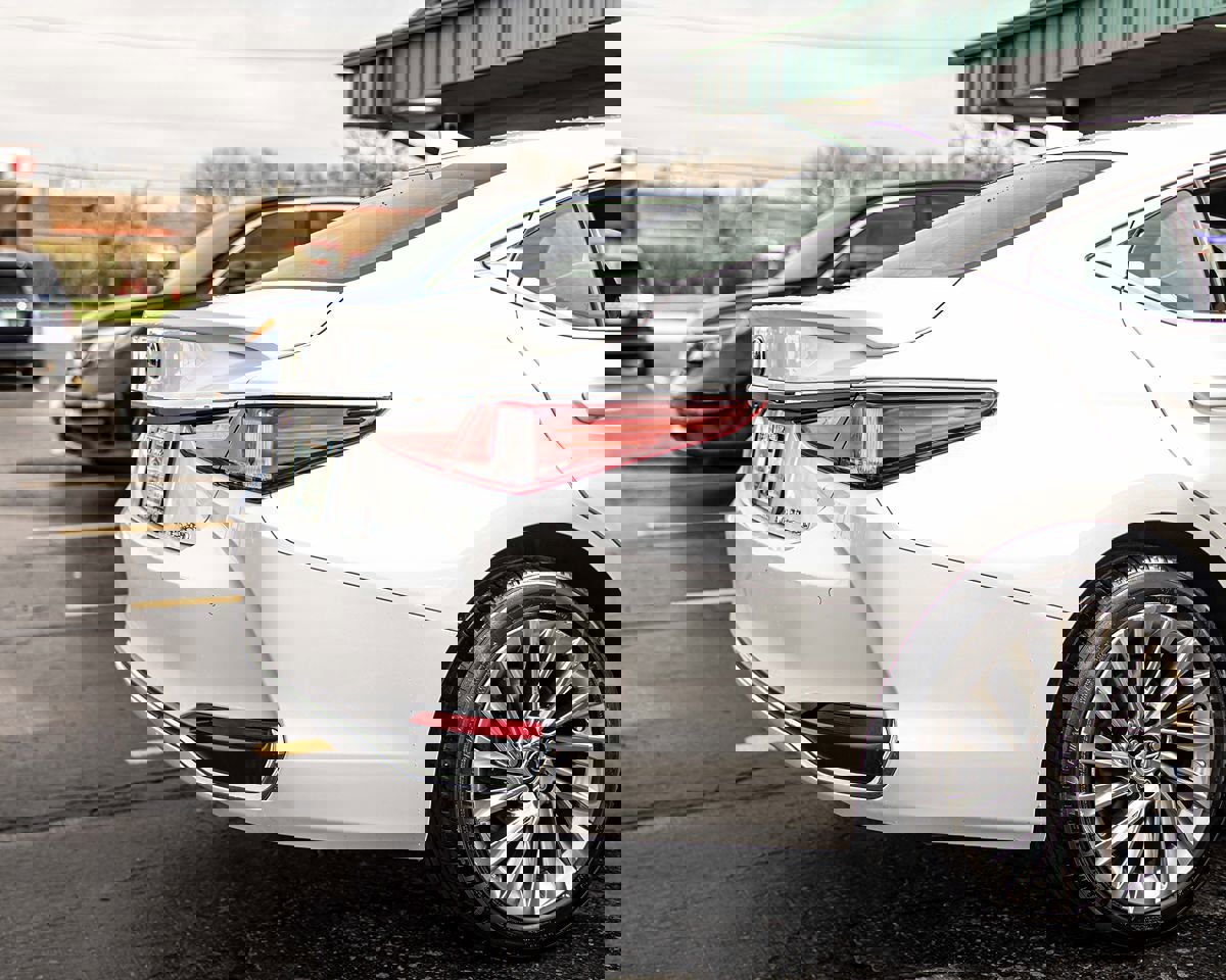 Used 2021 Lexus ES 250 w/ Accessory Package 2 image 14