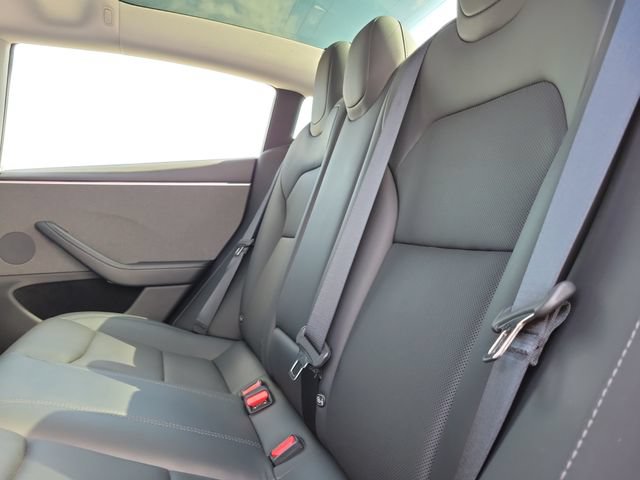 Used 2024 Tesla Model 3 Standard Range RWD image 10