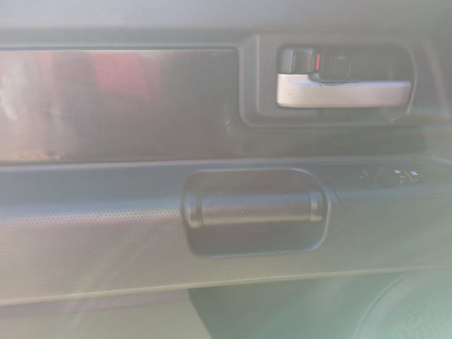 Used 2012 Toyota FJ Cruiser 4WD w/ Upgrade Pkg image 9