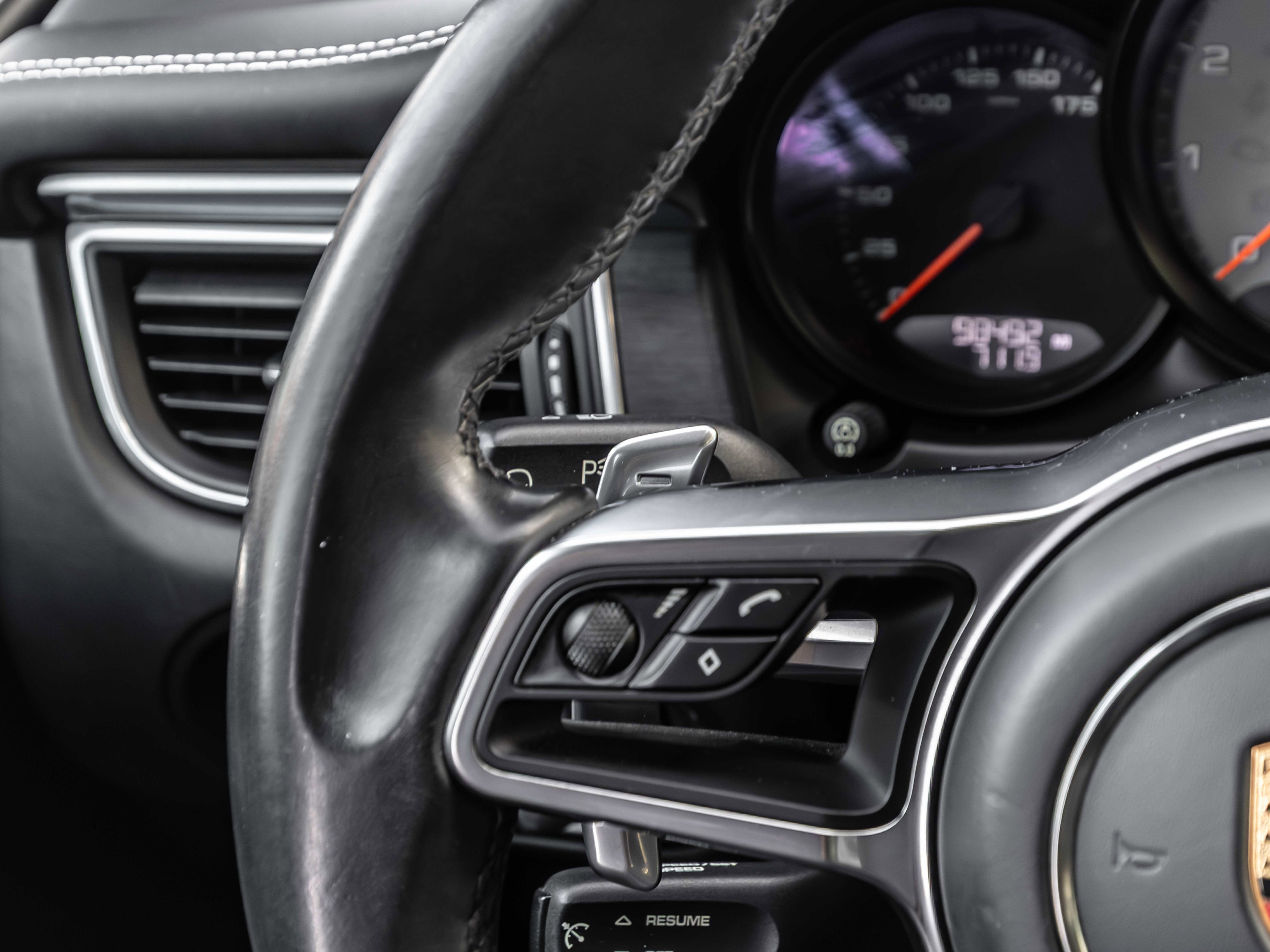 Used 2017 Porsche Macan GTS AWD/4WD image 7