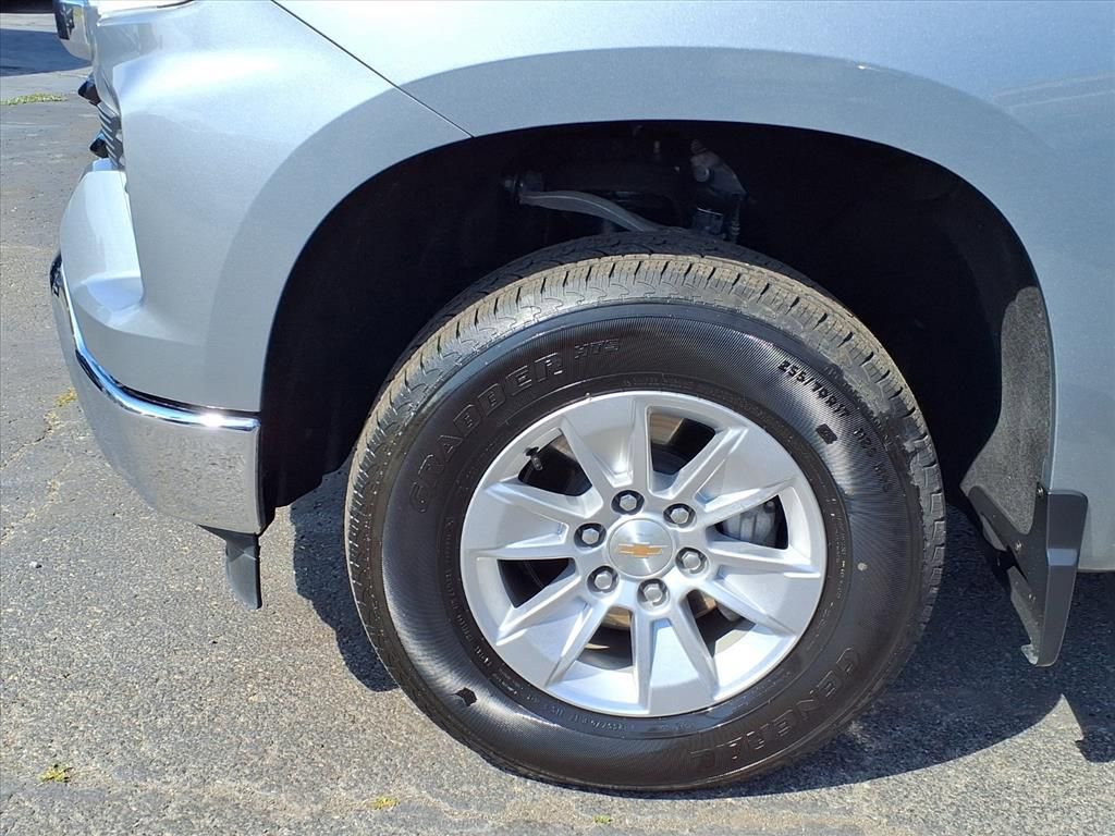 Used 2025 Chevrolet Silverado 1500 LT image 6