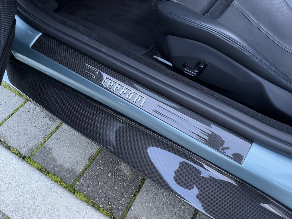 Certified 2024 Ferrari Roma Spider RWD image 31