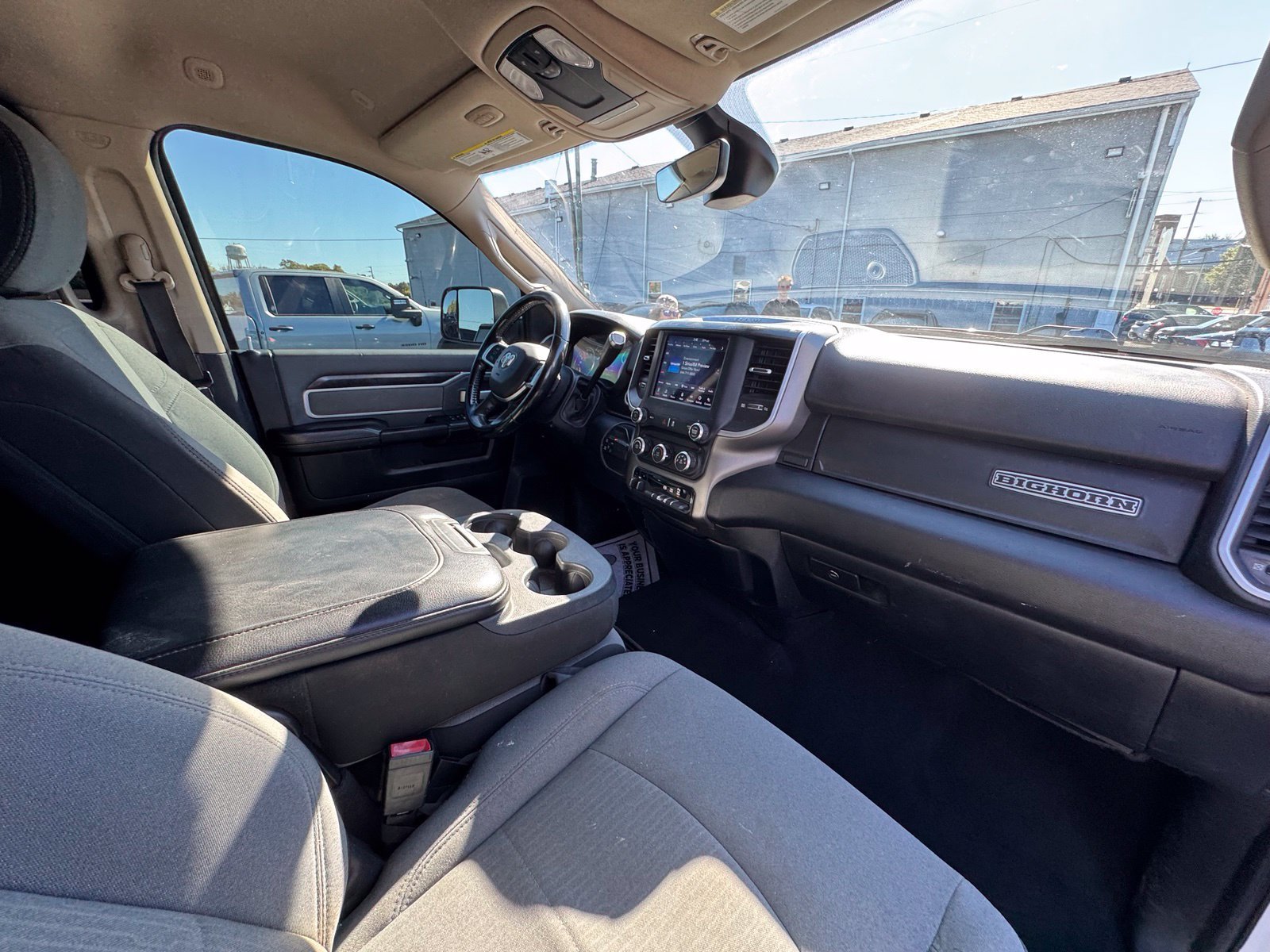 Used 2020 RAM 2500 Big Horn w/ Level 1 Equipment Group AWD/4WD image 32