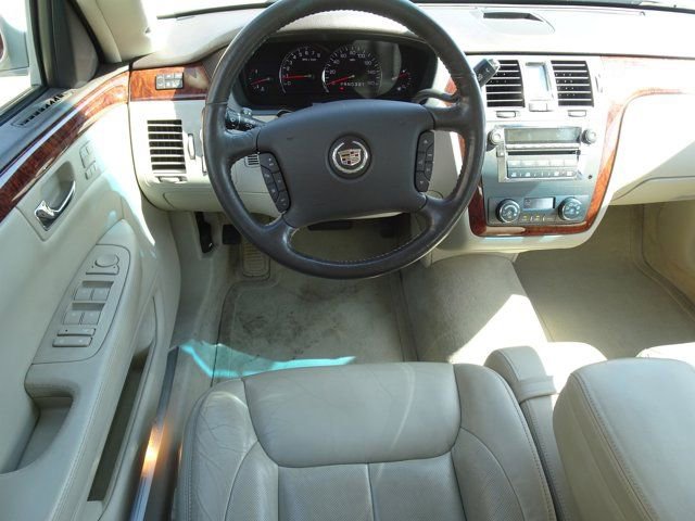 Used 2007 Cadillac DTS Luxury I FWD image 14