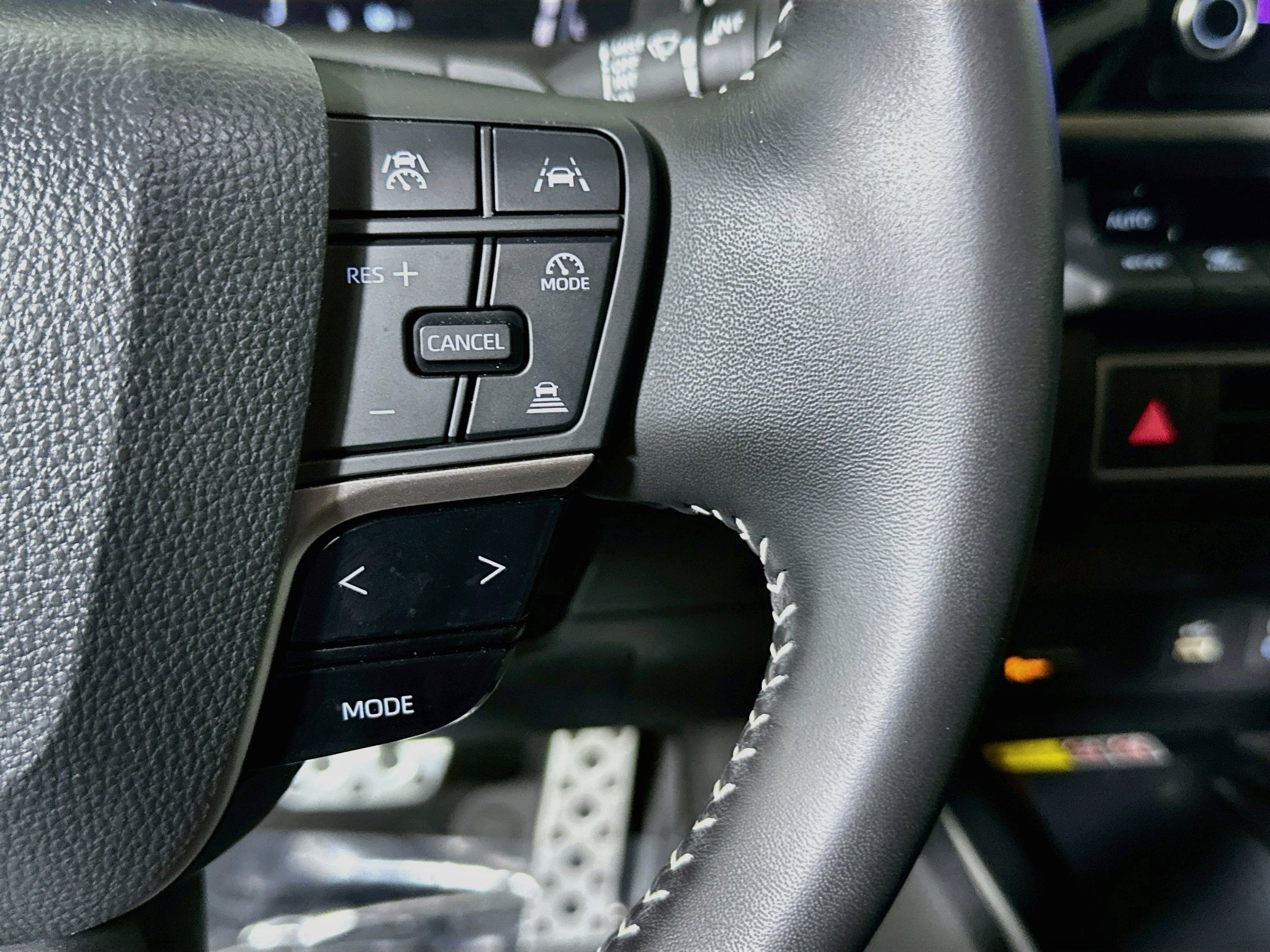 Used 2026 Toyota Camry SE FWD image 17