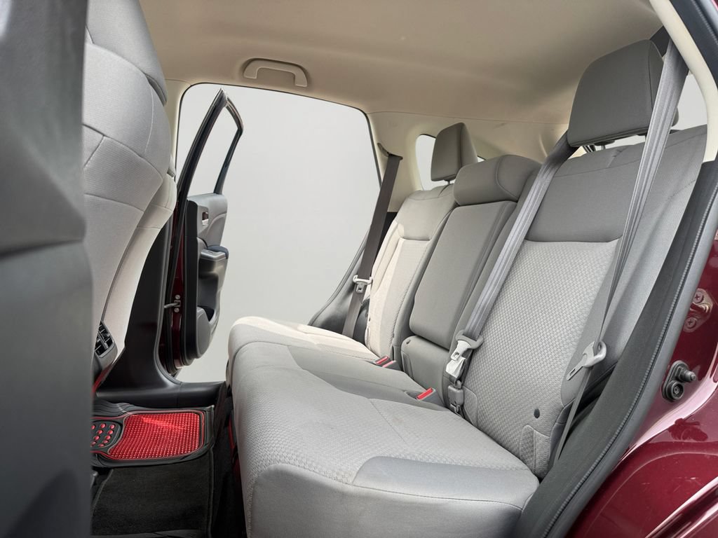 Used 2016 Honda CR-V SE image 24