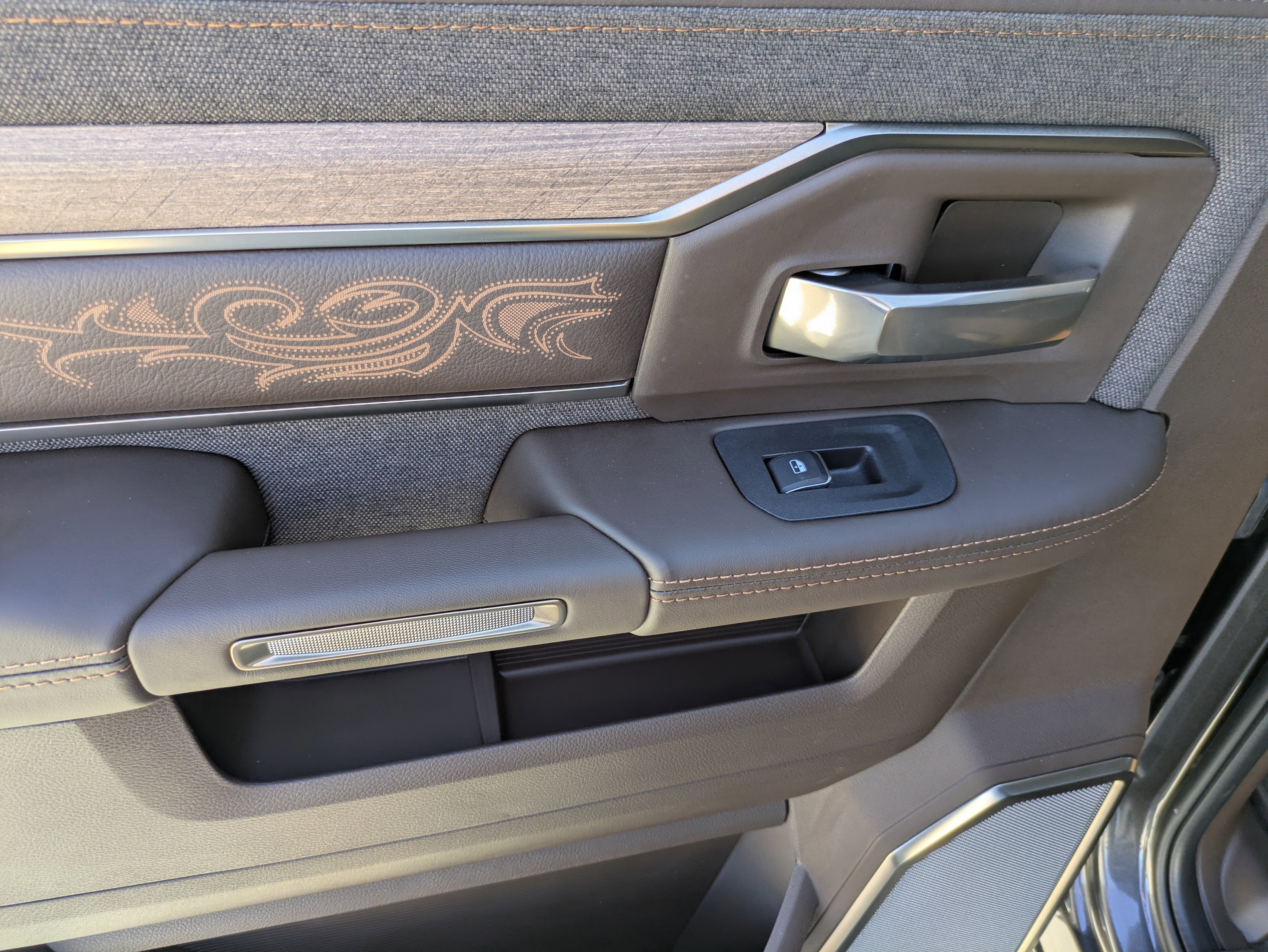 New 2026 RAM 2500 Limited image 16