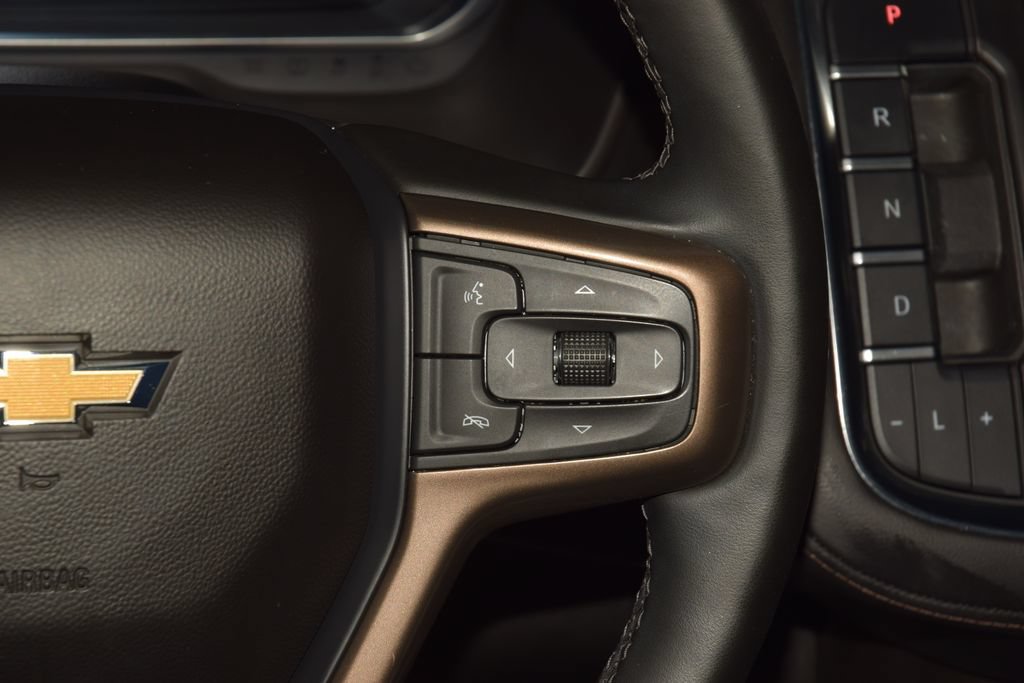 Used 2023 Chevrolet Tahoe High Country AWD/4WD image 37