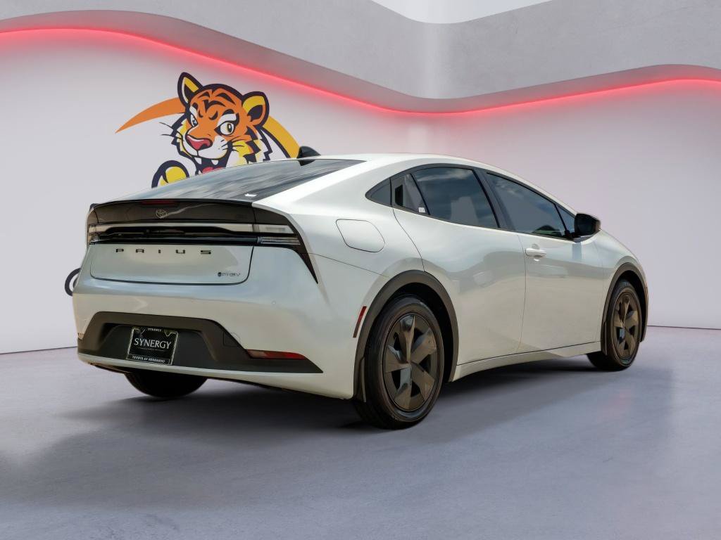 New 2026 Toyota Prius Plug-In Hybrid FWD image 5