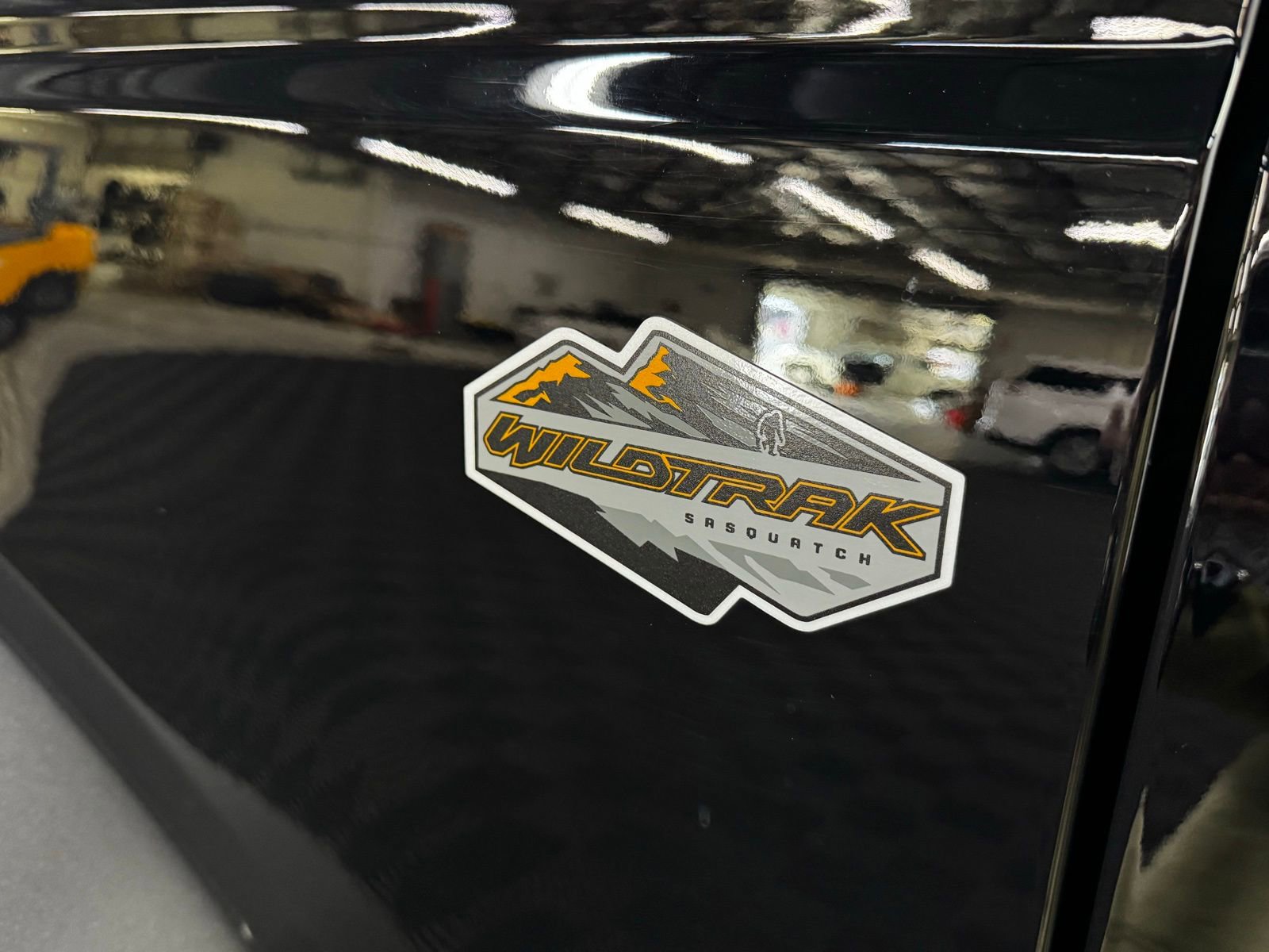 Used 2024 Ford Bronco Wildtrak image 8