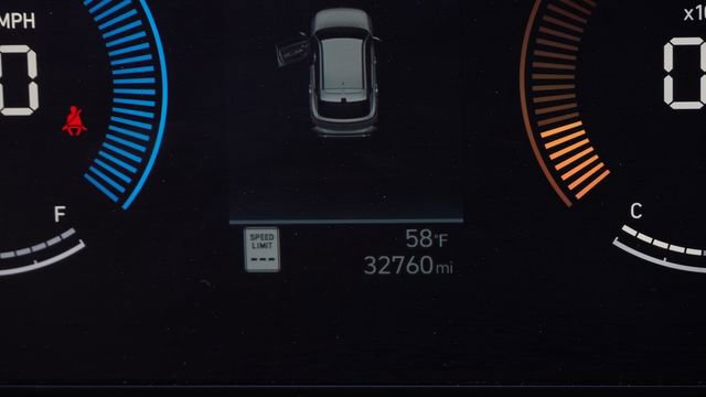 Used 2024 Hyundai Kona SEL image 32