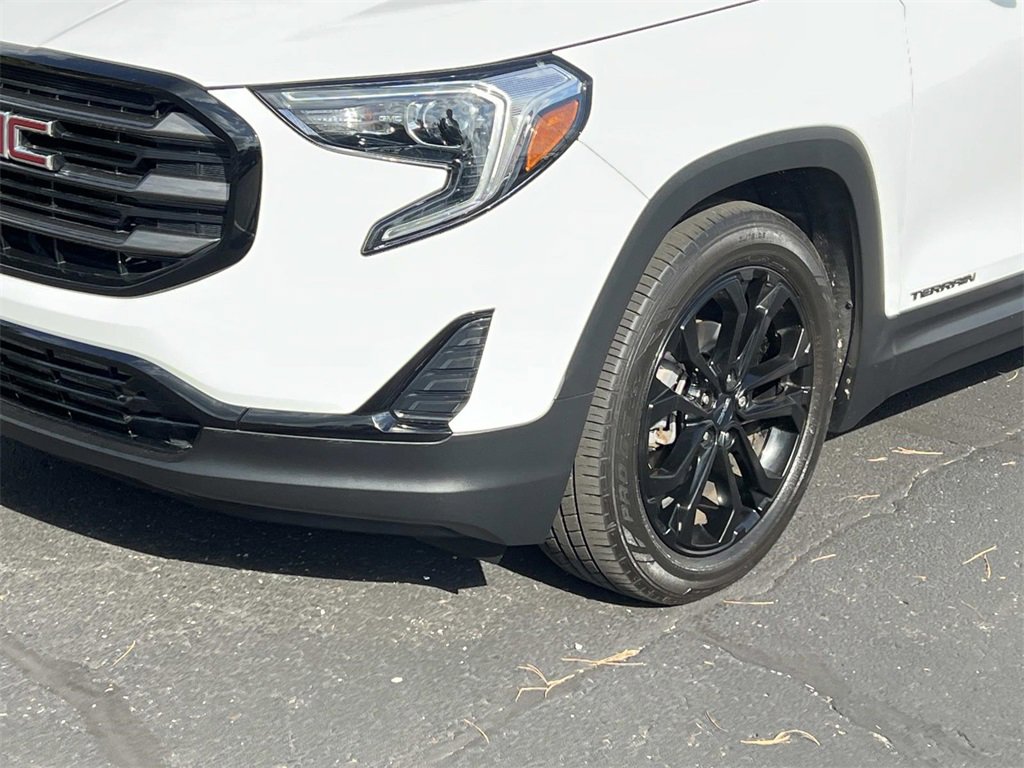 Certified 2019 GMC Terrain SLE w/ Driver Convenience Package image 8