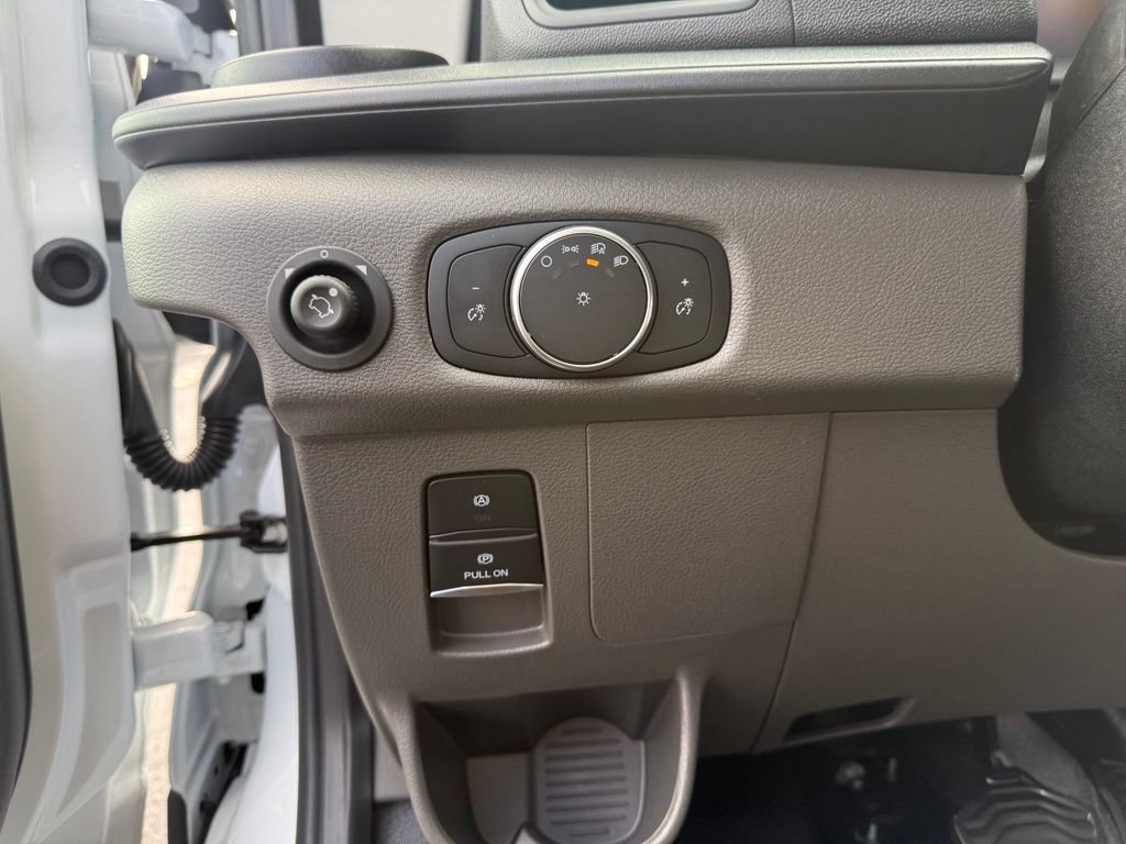 New 2026 Ford Transit 250 Low Roof w/ Load Area Protection Package RWD image 17