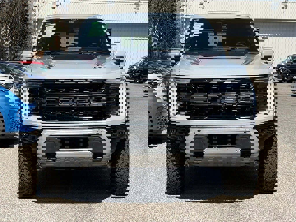 Used 2025 Ford F150 Raptor image 6