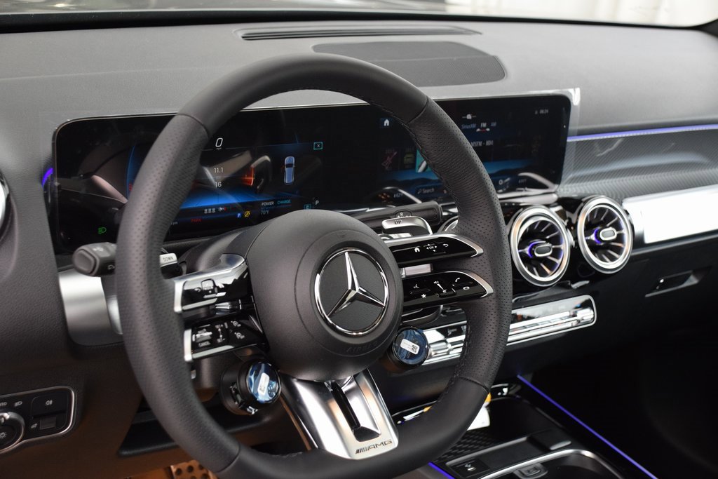 New 2025 Mercedes-Benz GLB 35 AMG 4MATIC image 18