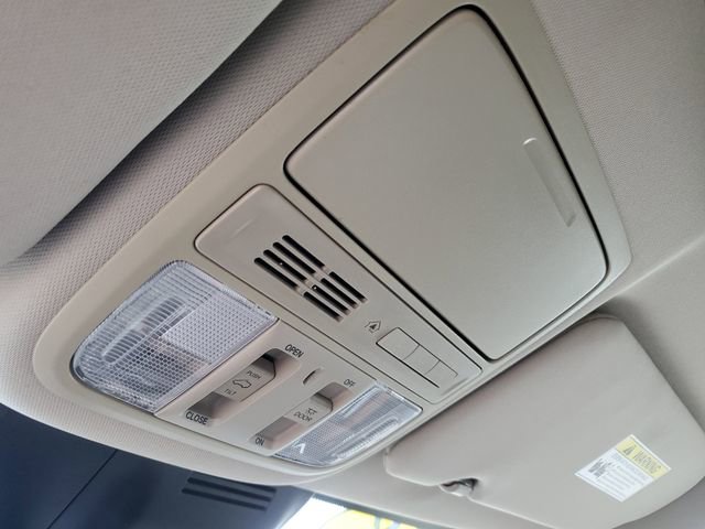 Used 2018 Honda CR-V Touring image 32