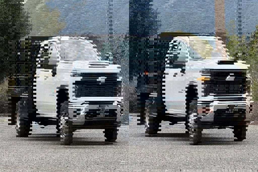 New 2025 Chevrolet Silverado 3500 W/T w/ WT Convenience Package image 2
