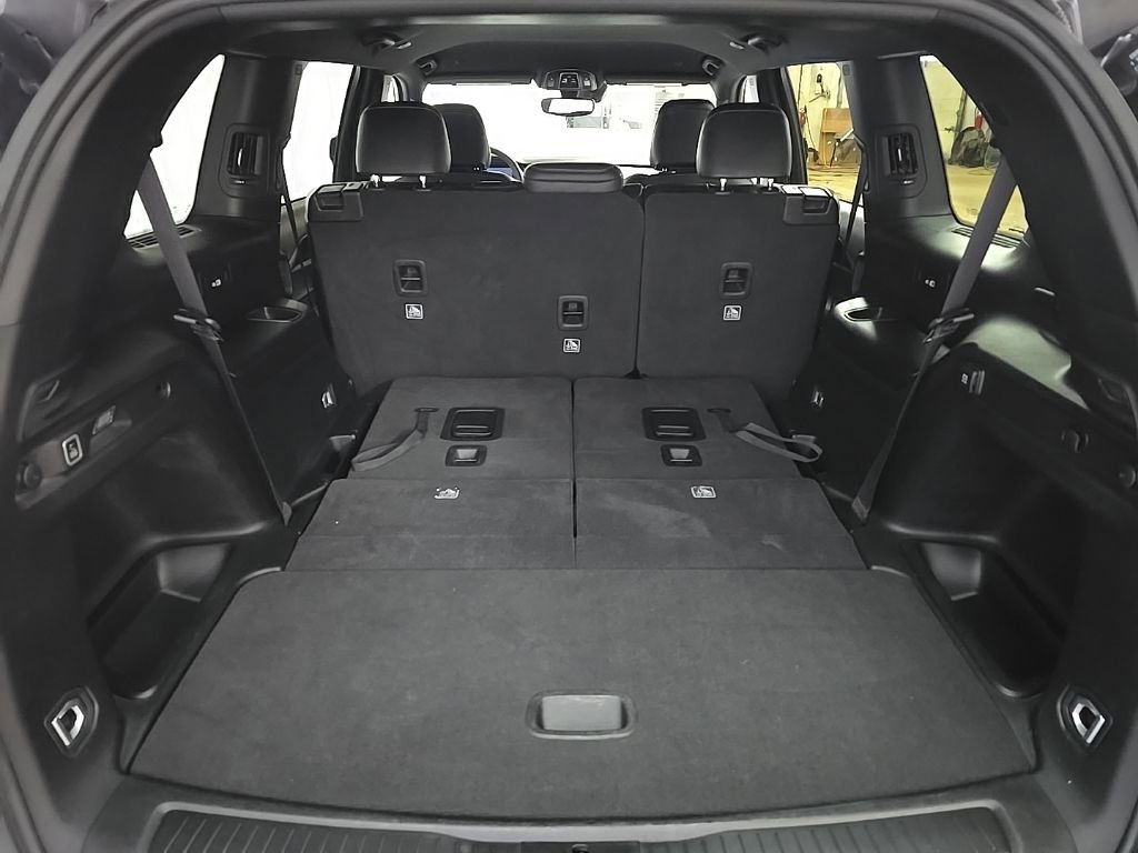 Used 2024 Jeep Grand Cherokee L Laredo image 11