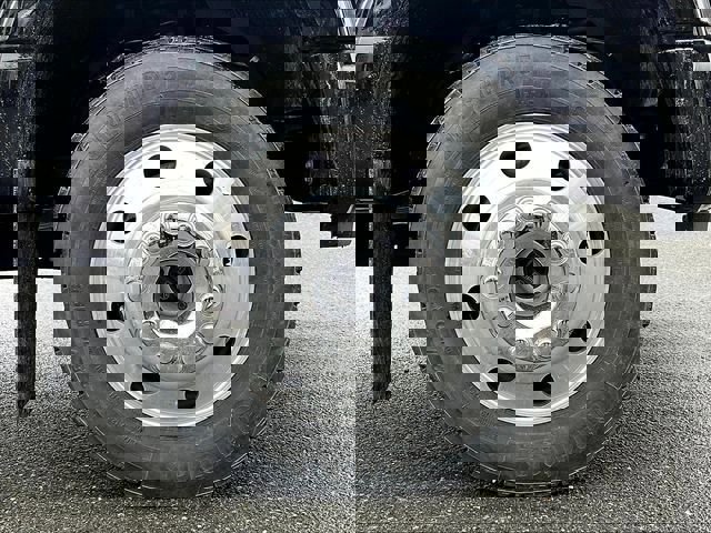 Used 2024 Ford F450 Limited w/ FX4 Off-Road Package AWD/4WD image 9