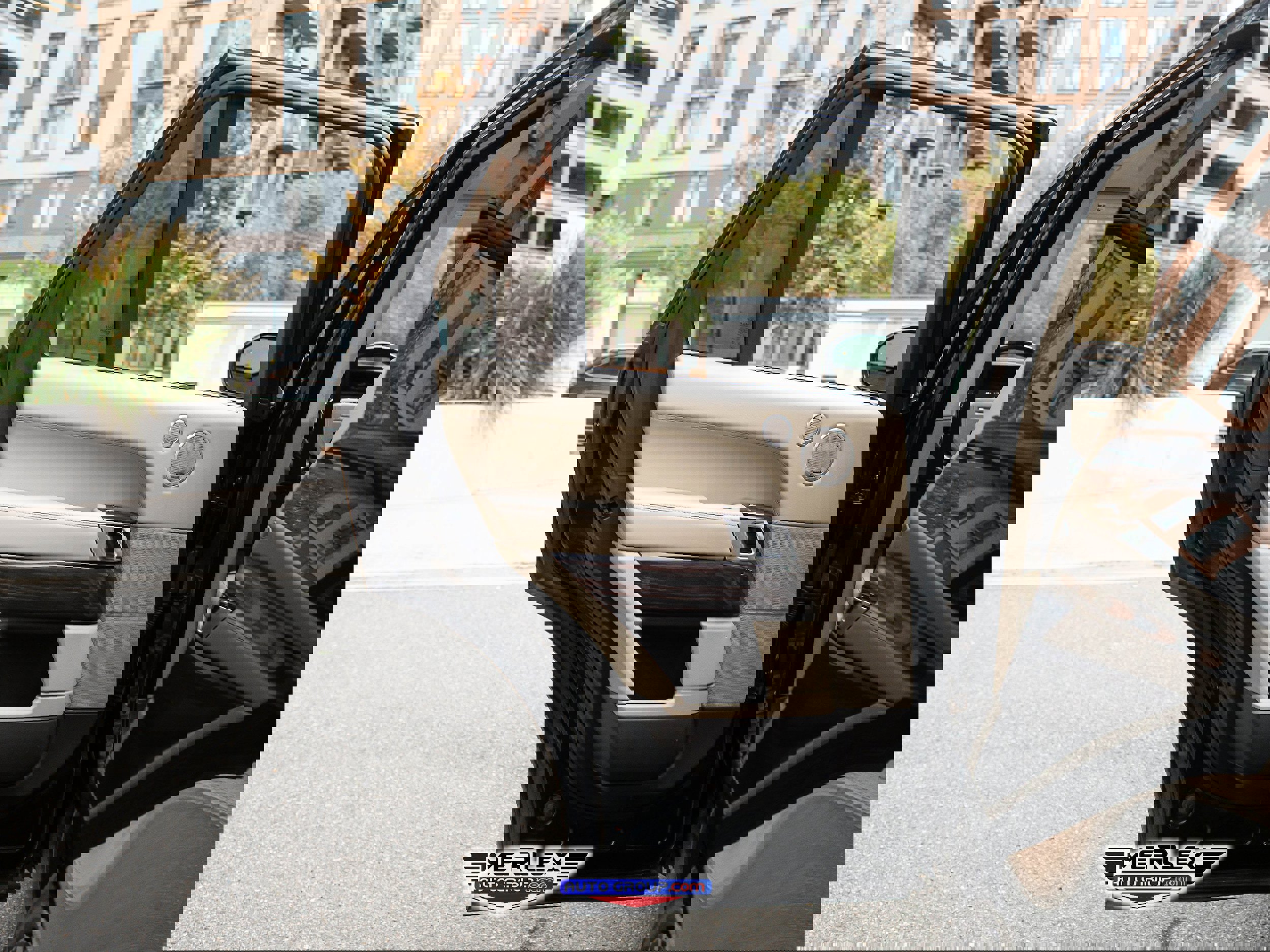 Used 2017 Land Rover Range Rover Supercharged image 46