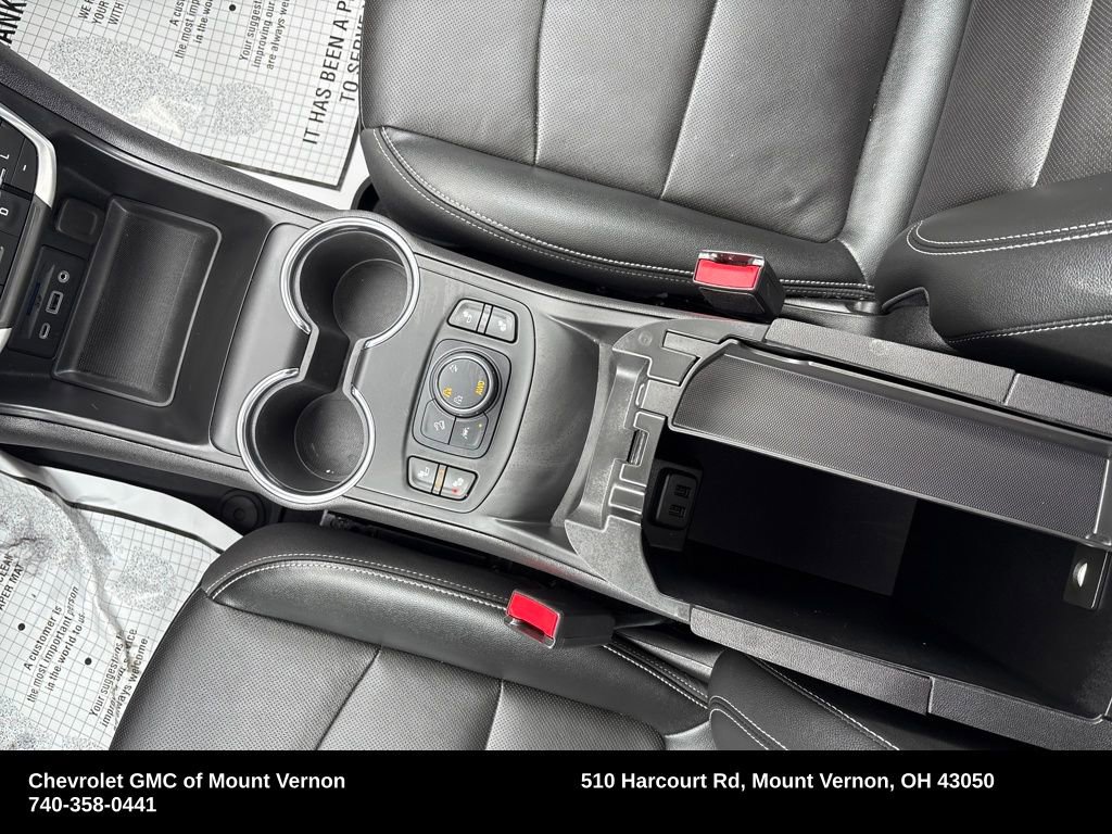 Used 2023 GMC Terrain SLT w/ LPO, Floor Liner Package image 22