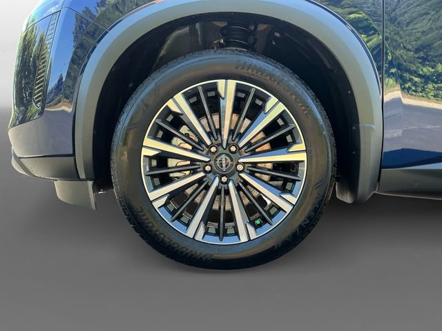 New 2026 Nissan Pathfinder Platinum AWD/4WD image 16