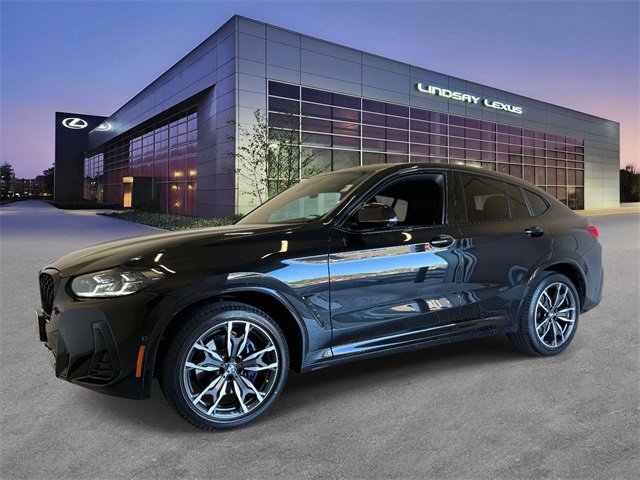 Used 2023 BMW X4 xDrive30i w/ M Sport Package image 1