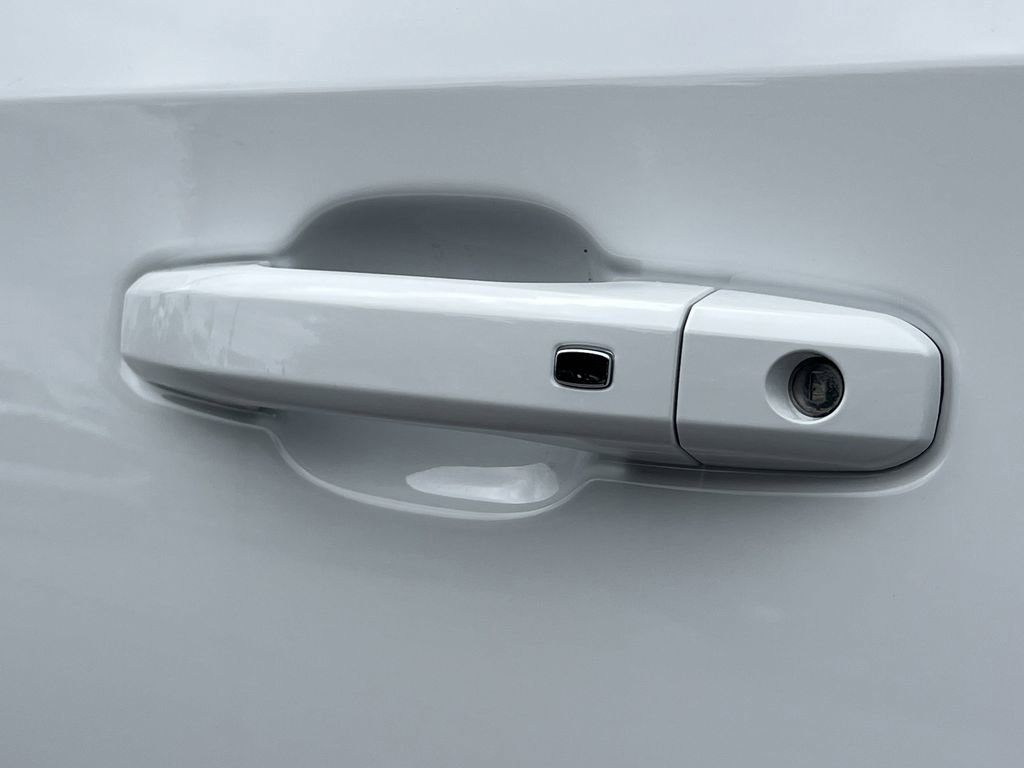 New 2025 GMC Sierra 1500 AT4 w/ Technology Package image 27