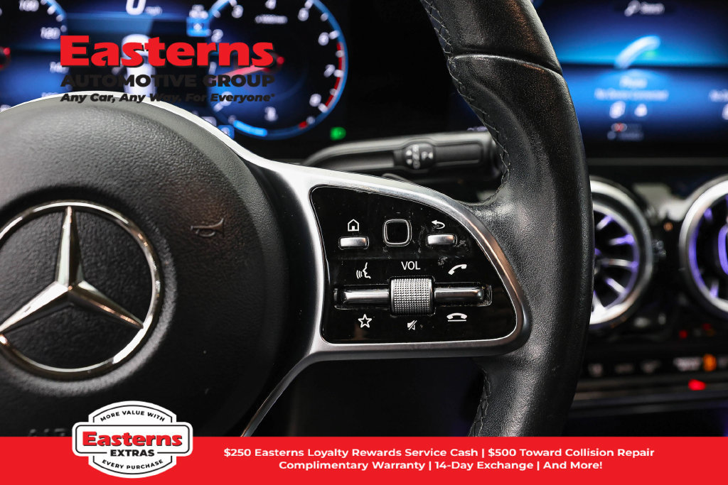 Used 2023 Mercedes-Benz GLA 250 w/ Premium Package image 18