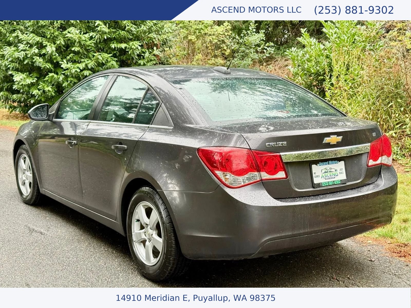 Used 2015 Chevrolet Cruze LT FWD image 3
