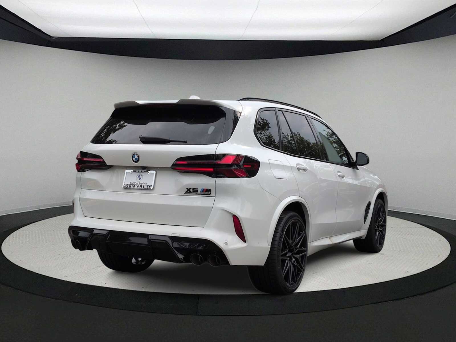 New 2026 BMW X5 M Competition w/ Executive Package AWD/4WD image 8