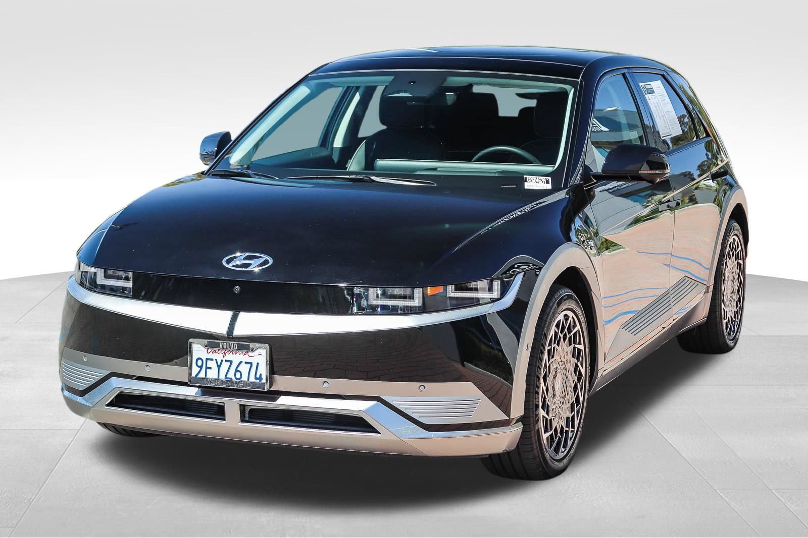 Used 2023 Hyundai Ioniq 5 Limited AWD/4WD image 3