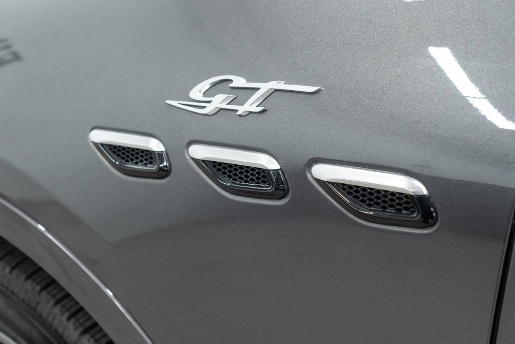 Used 2023 Maserati Grecale GT AWD/4WD image 47