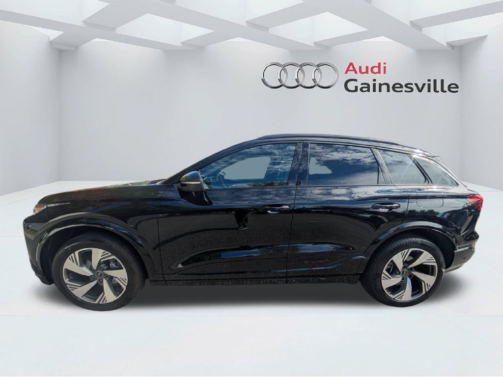 Used 2025 Audi Q6 e-tron Premium Plus w/ Premium Plus AWD/4WD image 8
