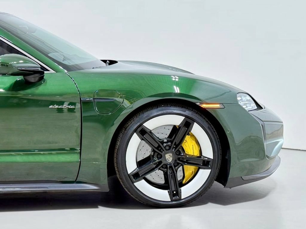 Used 2025 Porsche Taycan Turbo S w/ Premium Package AWD/4WD image 14
