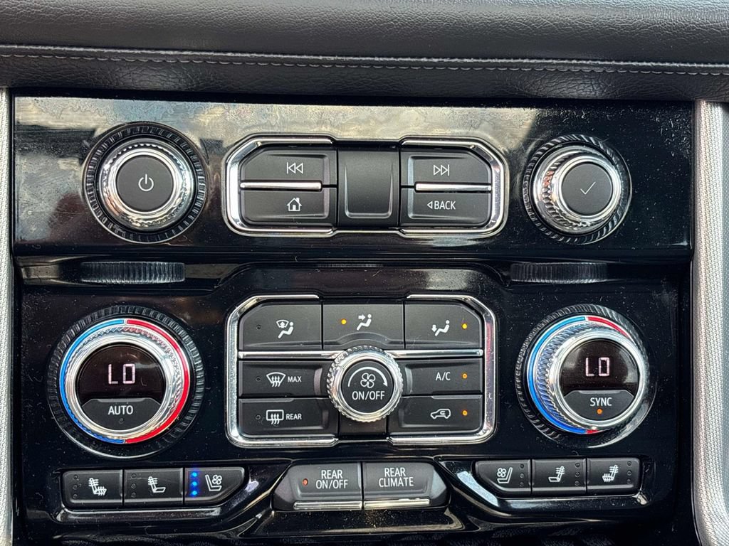 Used 2023 GMC Yukon Denali AWD/4WD image 31