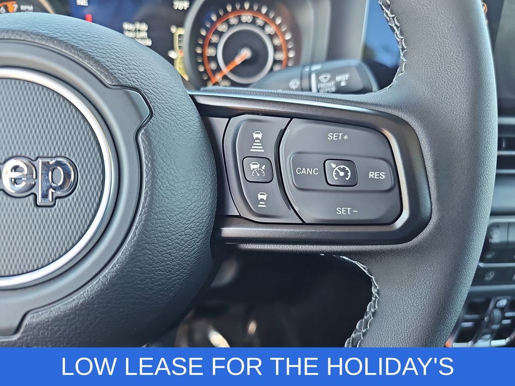 New 2025 Jeep Gladiator Willys image 17