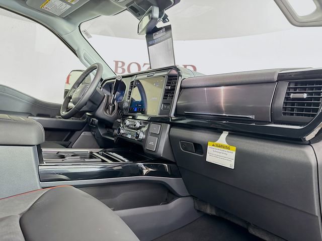 New 2026 Ford F250 Lariat w/ Black Appearance Package image 29