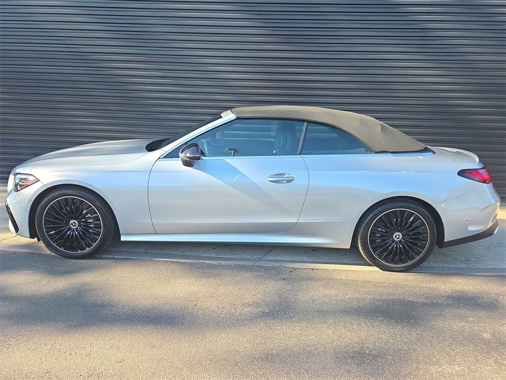 Used 2024 Mercedes-Benz CLE 300 4MATIC Cabriolet image 2