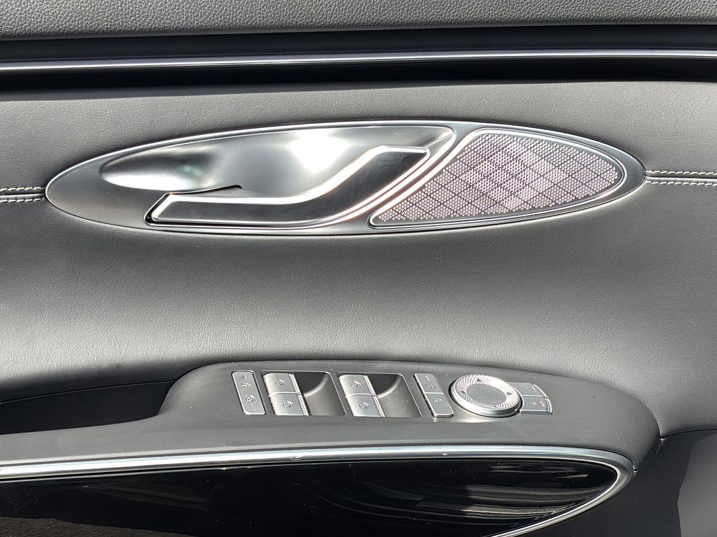 Certified 2026 Genesis GV70 2.5T image 12