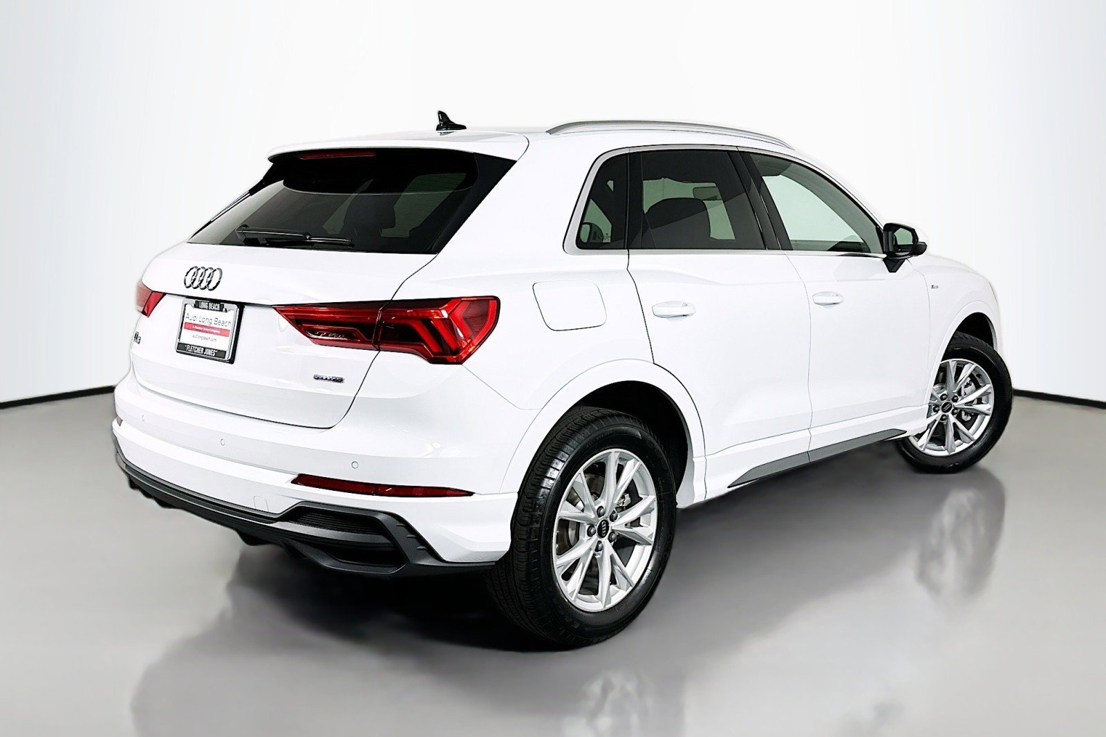 Used 2025 Audi Q3 2.0T Premium Plus w/ Premium Plus Package image 14