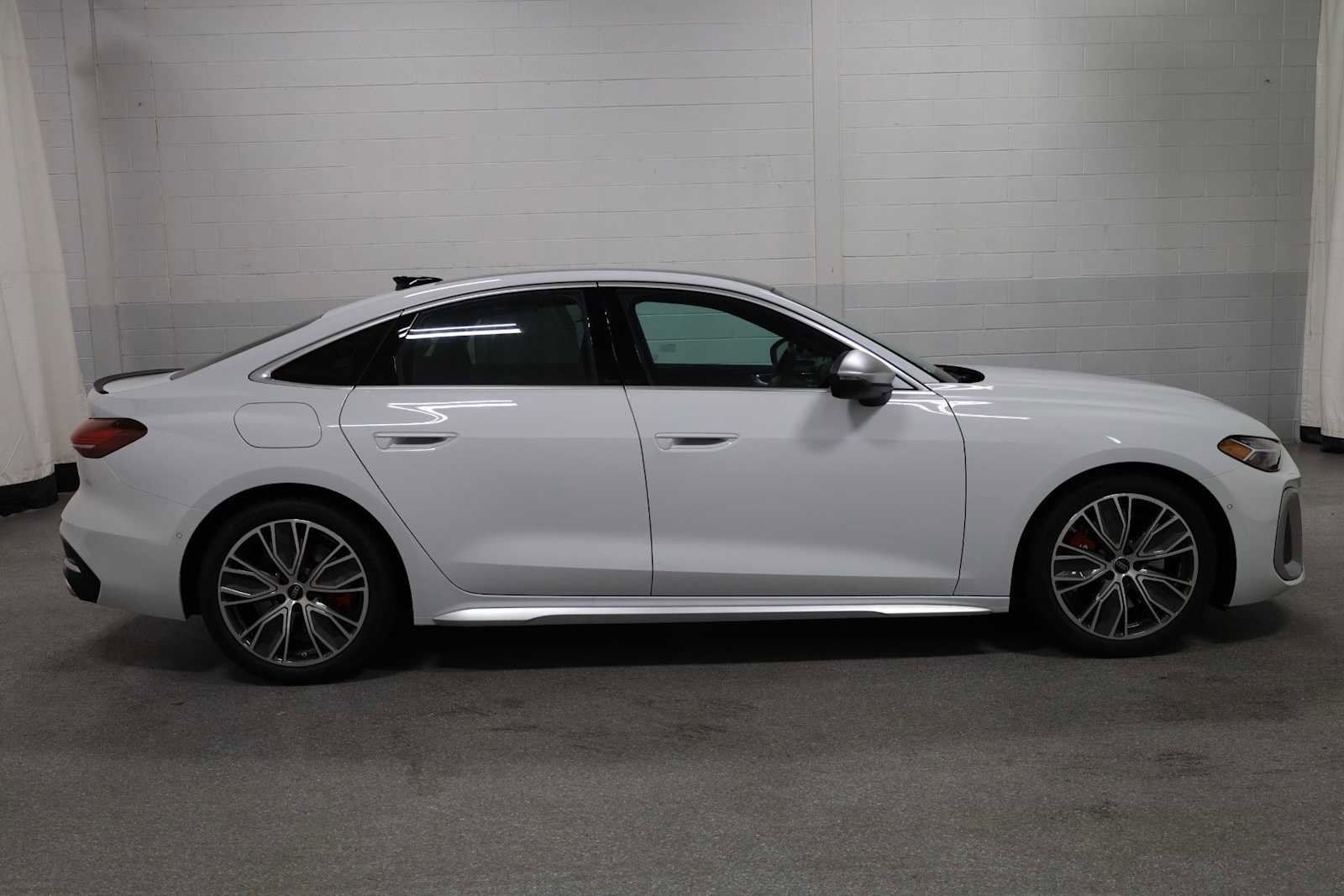 Certified 2025 Audi S5 Premium Plus w/ Premium Plus Package AWD/4WD image 10