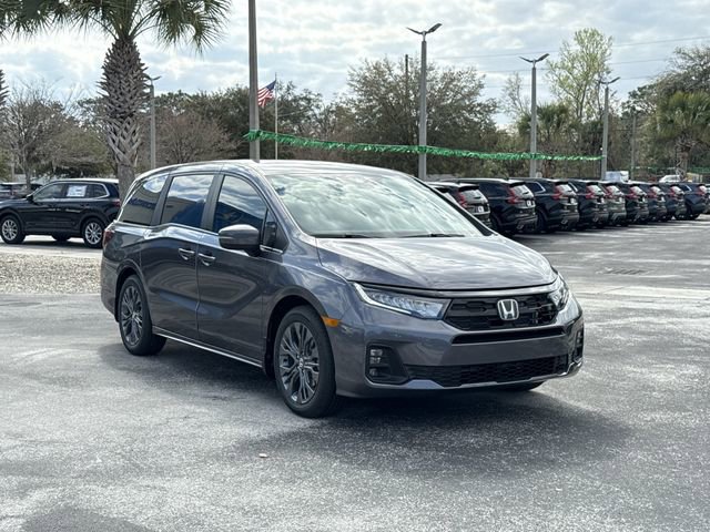 New 2026 Honda Odyssey Touring image 2