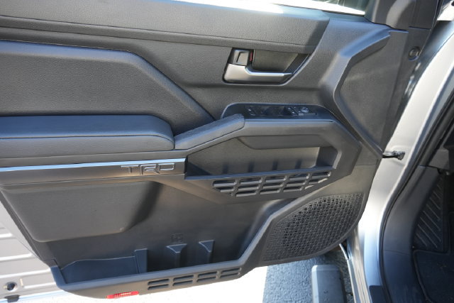 Used 2025 Toyota Tacoma TRD Sport AWD/4WD image 22