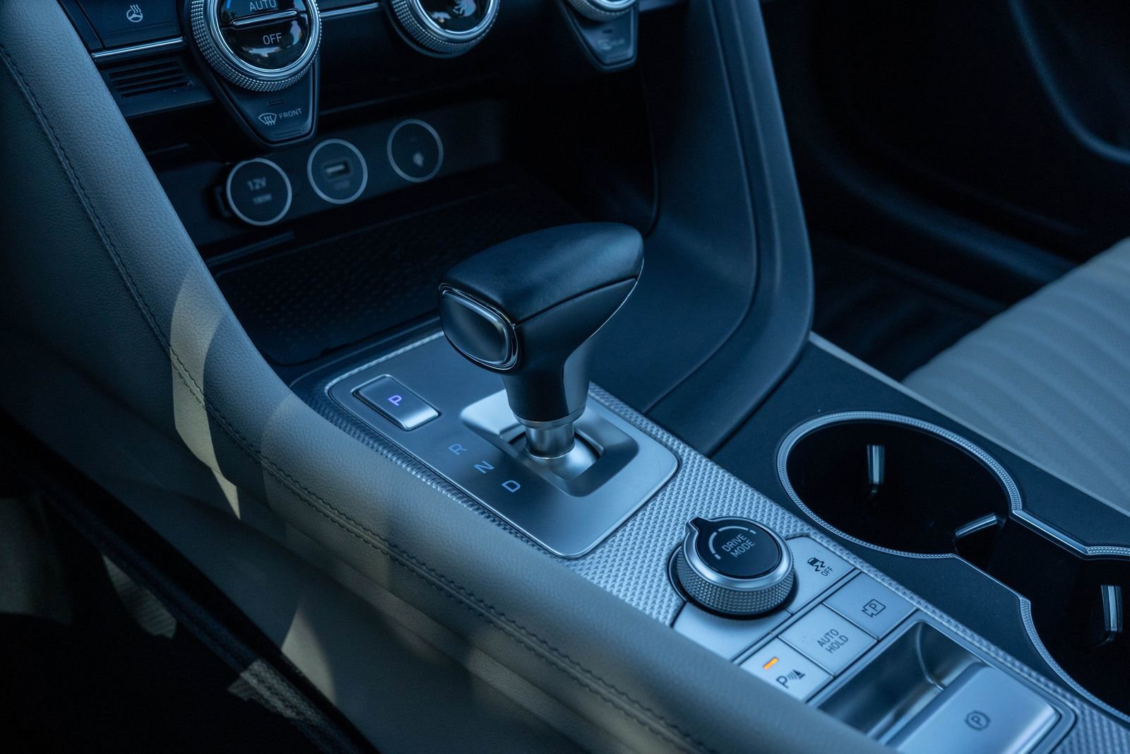 Used 2022 Genesis G70 2.0T w/ Prestige Package image 27