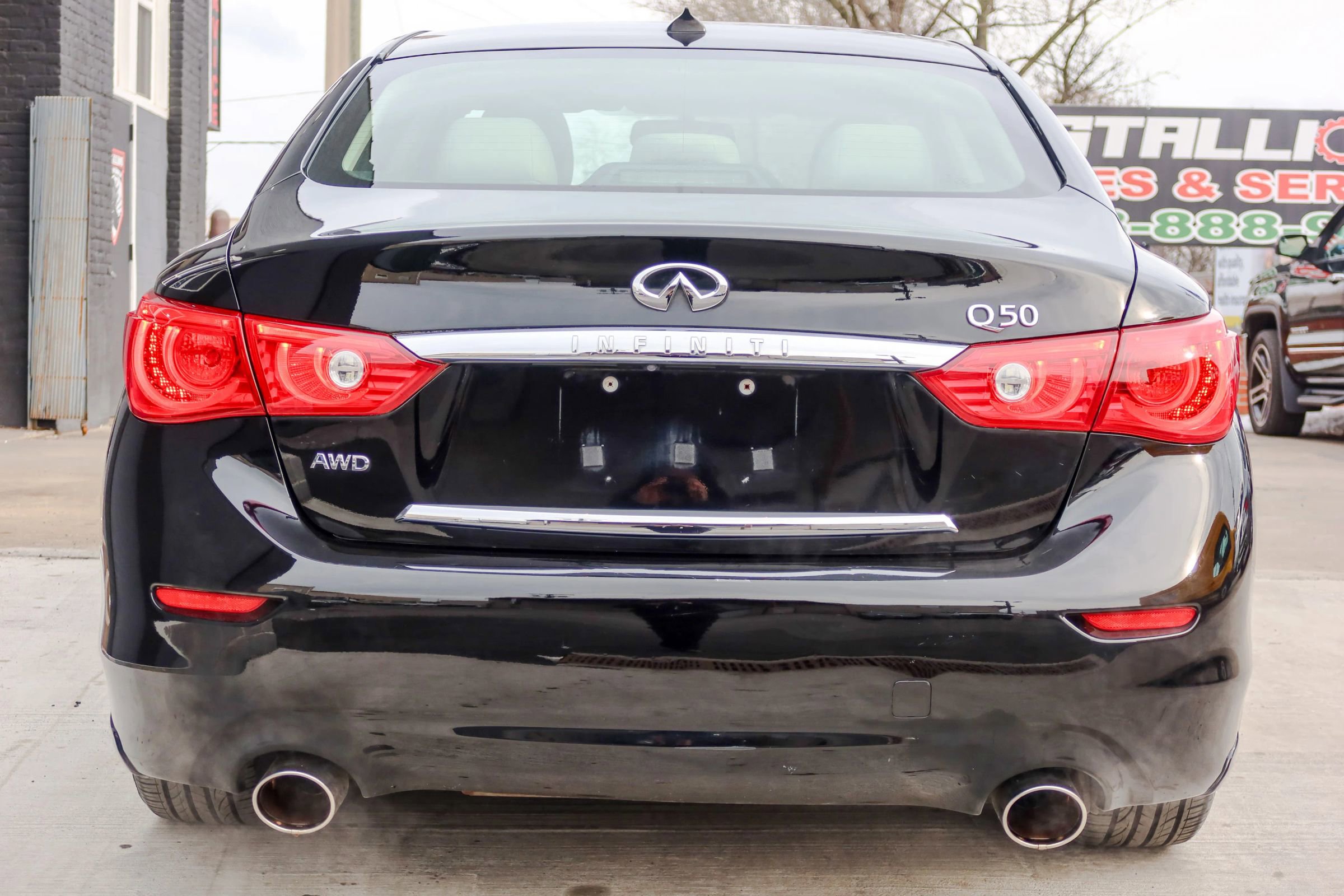 Used 2014 INFINITI Q50 Premium w/ Navigation Package image 25