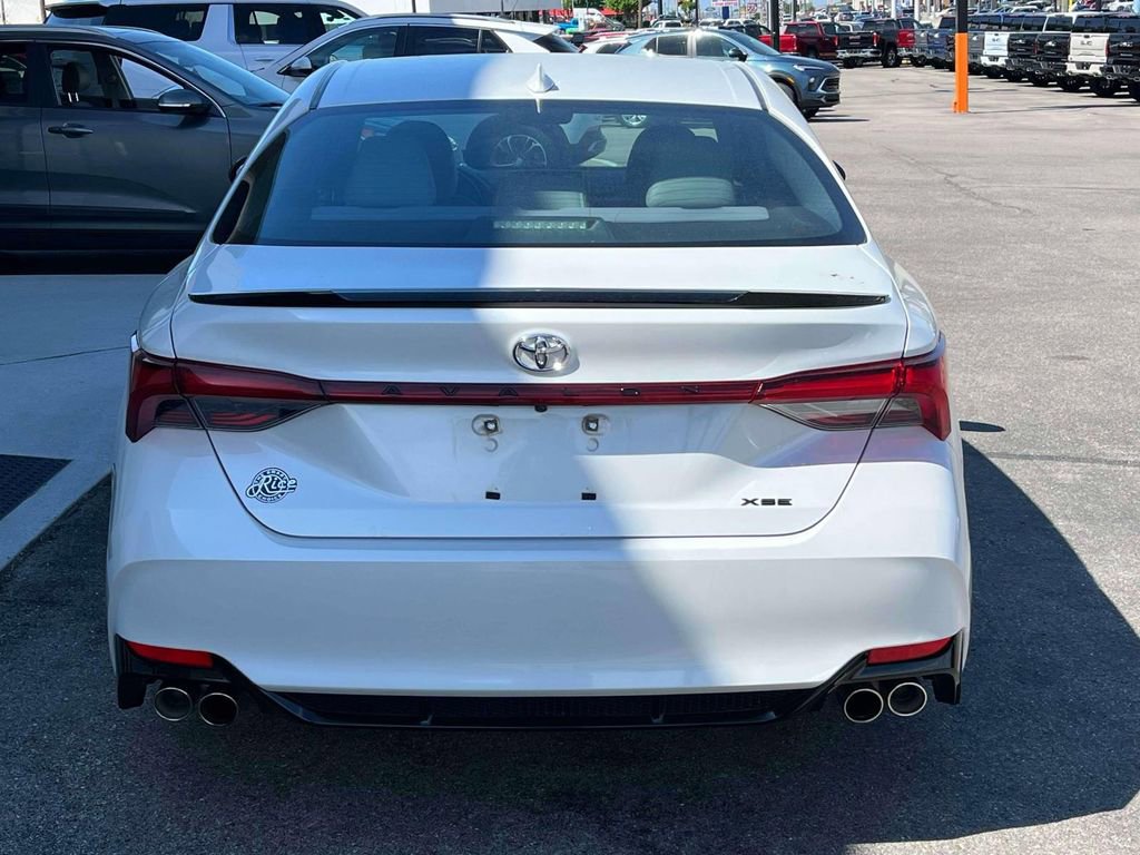 Used 2019 Toyota Avalon XSE w/ All Weather Liner Package FWD image 4