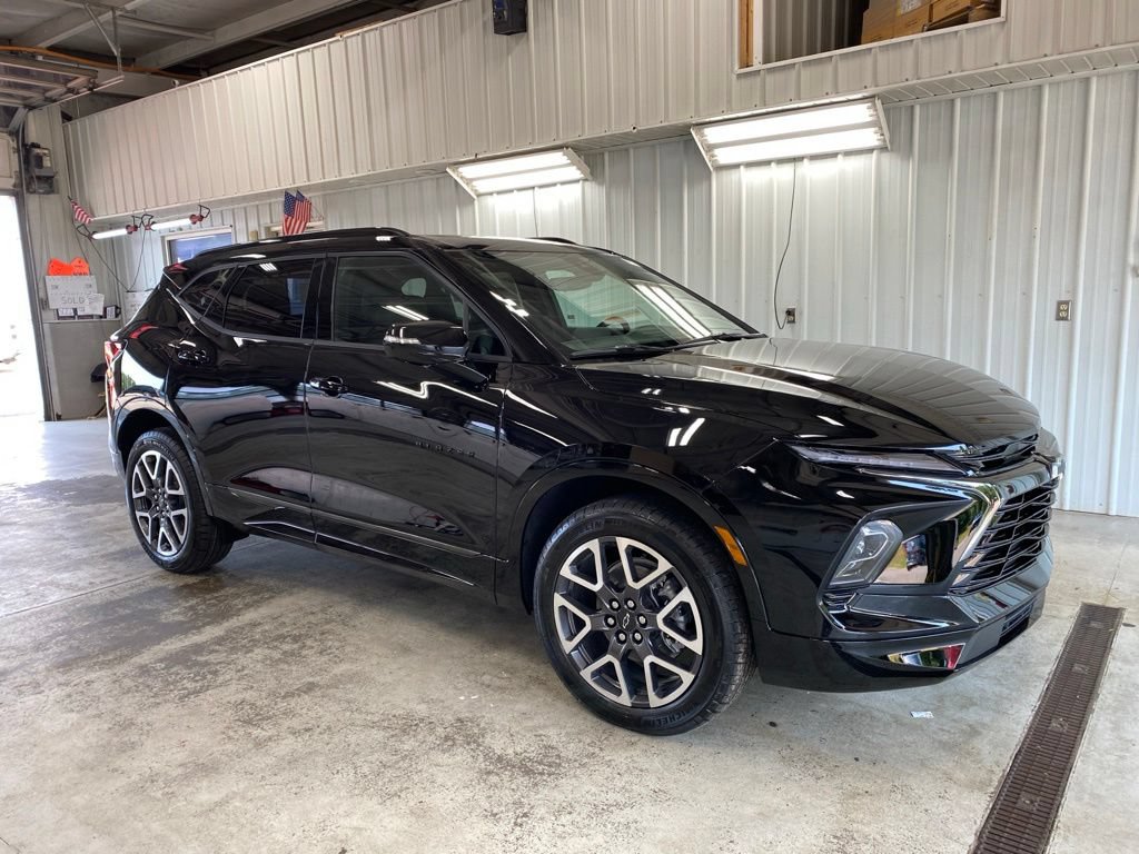 New 2026 Chevrolet Blazer RS w/ Driver Confidence II Package AWD/4WD image 3